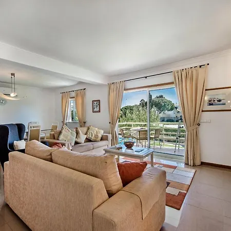 Gale Garden 1e Apartment