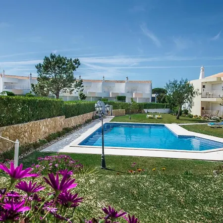 Gale Garden 1e * Albufeira